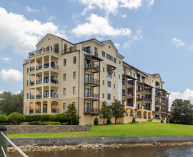 Heritage Manor Condominiums in Jacksonville, FL - Building Photo - Building Photo