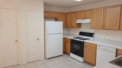 7909 Havenwood Ct NW in Albuquerque, NM - Building Photo - Building Photo