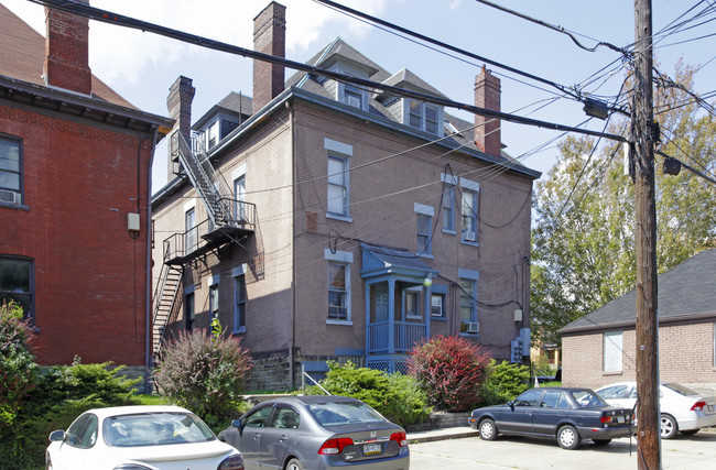 301-303 S Negley Ave in Pittsburgh, PA - Building Photo - Building Photo