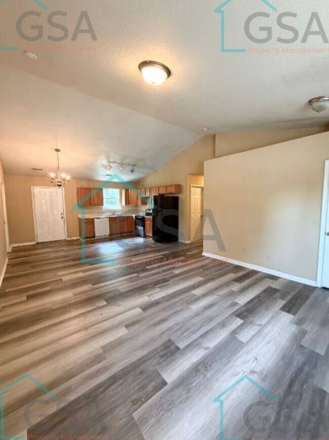 property at 4113 E North St