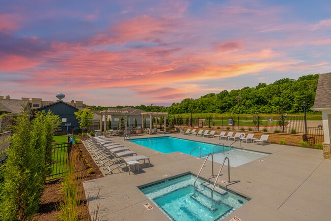 Twill Homes at Centennial Crossing in Broken Arrow, OK - Foto de edificio - Building Photo