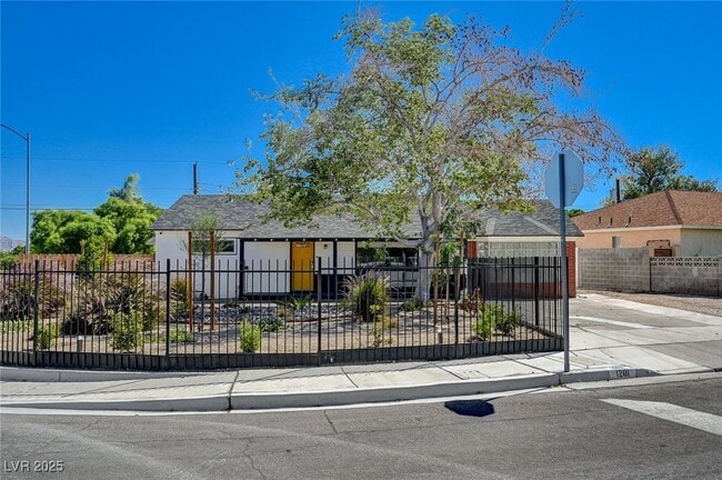 property at 1201 Douglas Dr