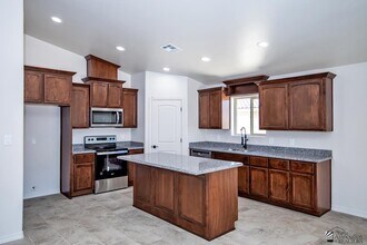 12527 E 49th Dr in Yuma, AZ - Building Photo - Building Photo