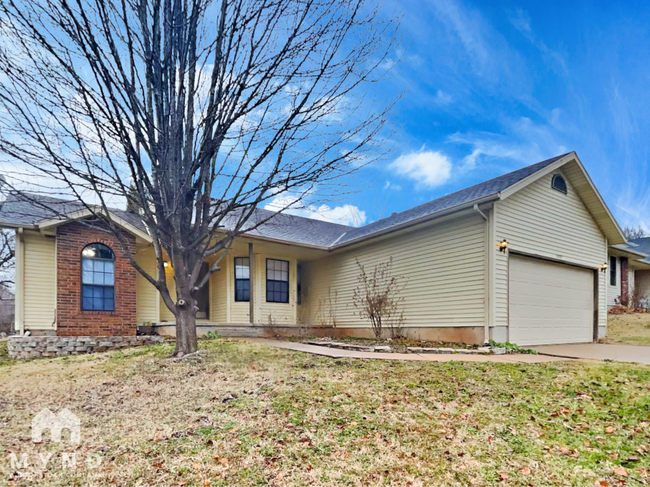property at 2527 W Buena Vista St