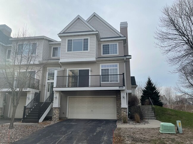property at 14604 Sumter Ave