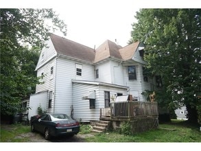 125 Standard Ave in Butler, PA - Foto de edificio - Building Photo