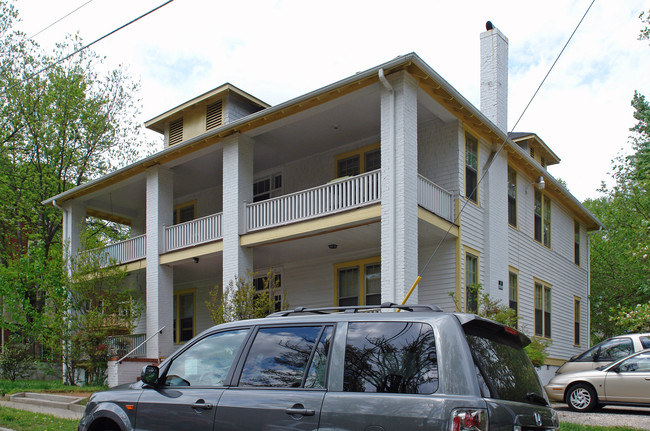 728 Cabarrus St in Raleigh, NC - Foto de edificio - Building Photo