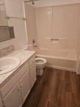 4129 NW 43rd Ter in Gainesville, FL - Foto de edificio - Building Photo