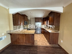 321 Lomax St in Idaho Falls, ID - Building Photo - Building Photo