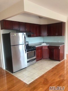 102-23 Horace Harding Expy-Unit -4C in Queens, NY - Building Photo