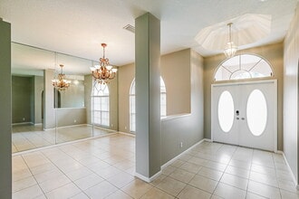 109 Black Olive Crescent in Royal Palm Beach, FL - Building Photo - Building Photo