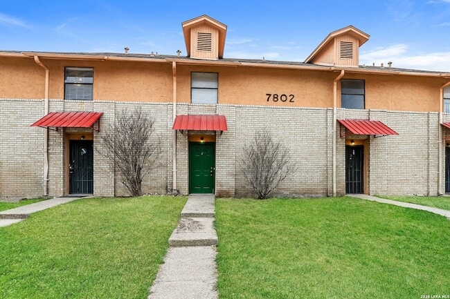 7802 Richard Frank Way in San Antonio, TX - Building Photo - Building Photo