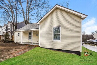 19 Powder St NW in Concord, NC - Foto de edificio - Building Photo