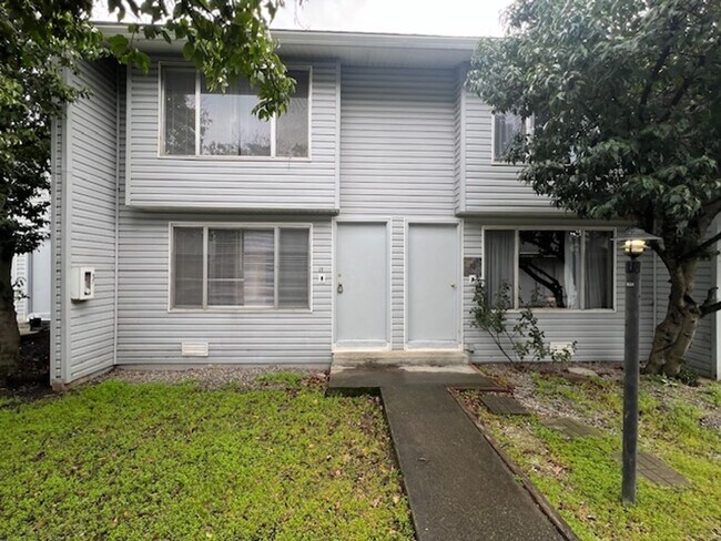 property at 2000 Brookhurst St