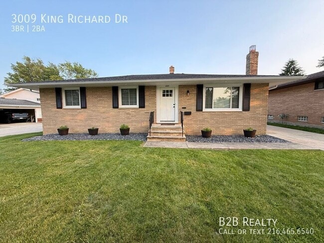 property at 3009 King Richard Dr