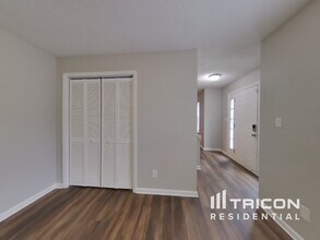 7019 Hunter Gln Dr in Charlotte, NC - Building Photo - Building Photo
