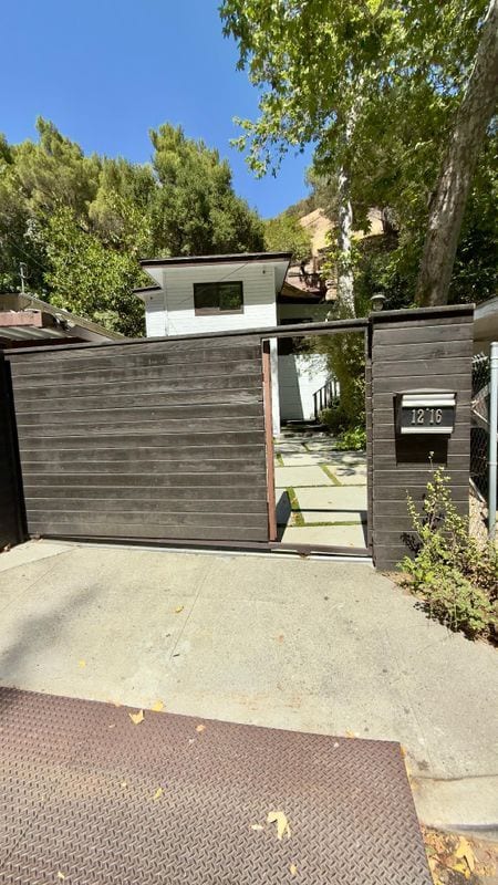 property at 1216 N Beverly Glen Blvd