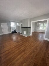 13401 S Parkway Dr in Garfield Heights, OH - Building Photo - Building Photo