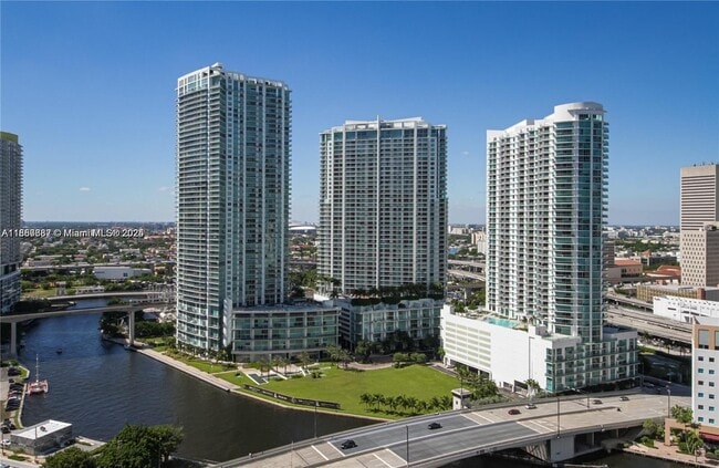property at 92 SW 3rd St