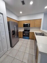 8352 SW 27th St in Miramar, FL - Building Photo - Building Photo
