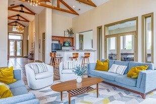 Xenia Trails in Xenia, OH - Building Photo