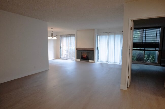 5625 Windsor Way, Unit 101 in Culver City, CA - Building Photo - Building Photo