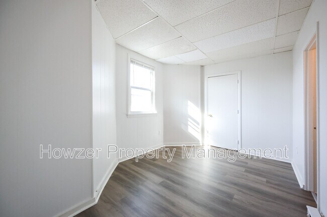 property at 87 Myrtle St