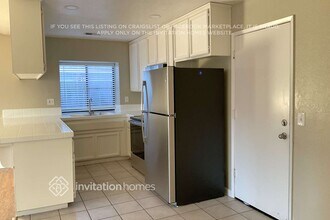 9104 Dove Meadow Ct in Elk Grove, CA - Building Photo - Building Photo