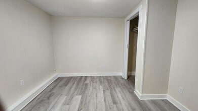 2244 21st Ave S in St. Petersburg, FL - Building Photo - Building Photo
