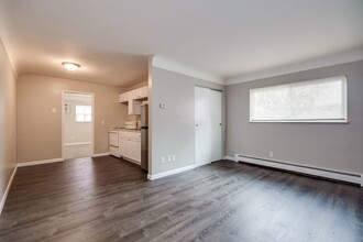 Pearl Street Apartments in Cincinnati, OH - Building Photo - Interior Photo