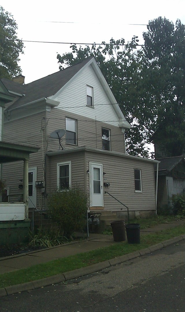 property at 219 6th St
