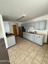 1119 Taylor Ave in Dunmore, PA - Building Photo - Building Photo