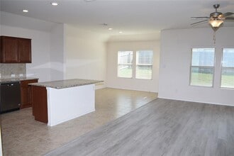 2021 Pitkin Dr in Leander, TX - Building Photo - Building Photo