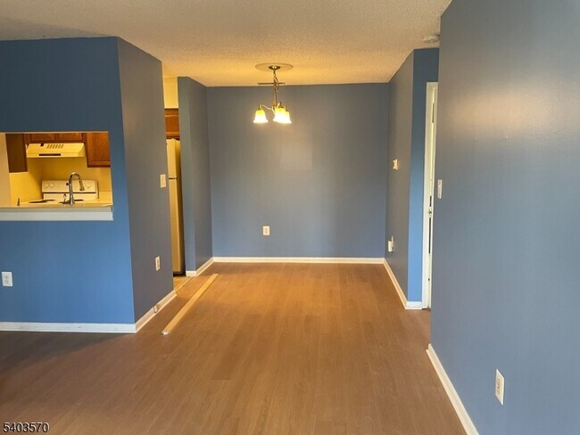 2107 Ravens Crest Dr in Plainsboro, NJ - Building Photo - Building Photo