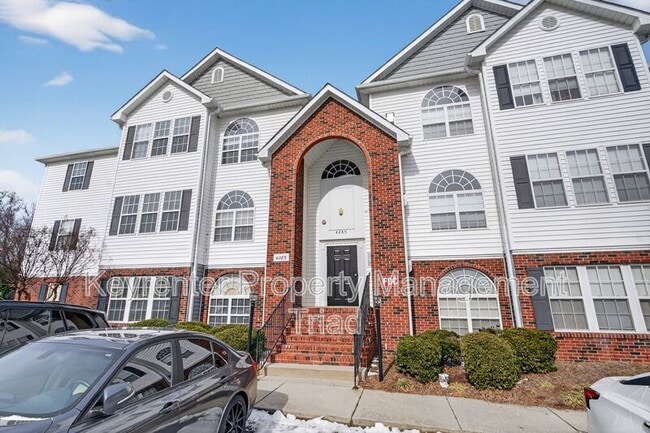 property at 4285 Cedarcroft Ct