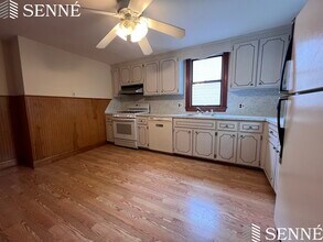 23 Sargent St, Unit 1 in Cambridge, MA - Building Photo - Building Photo