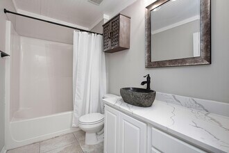 4268 Lancaster Dr in Niceville, FL - Building Photo - Building Photo