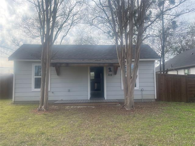 328 S Main St in Cedar Hill, TX - Building Photo