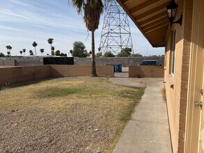 331 N 93rd St in Mesa, AZ - Building Photo - Building Photo