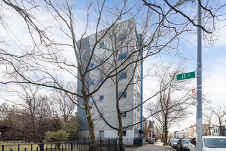 639 6th Ave in Brooklyn, NY - Building Photo - Building Photo