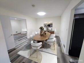 30 Rosewood Ct in Sayreville, NJ - Building Photo - Building Photo
