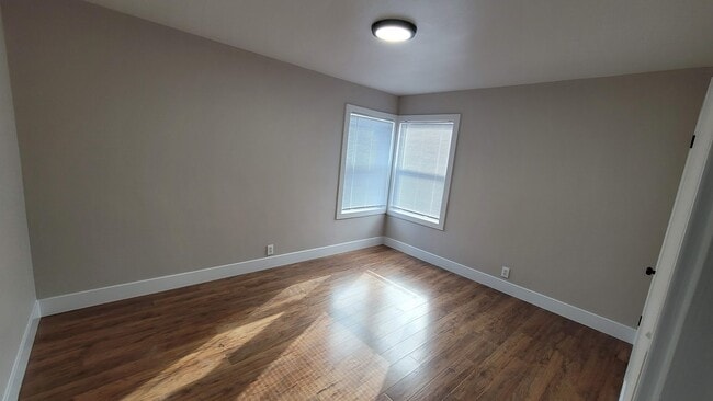 1111 Flora St in Barstow, CA - Building Photo - Building Photo