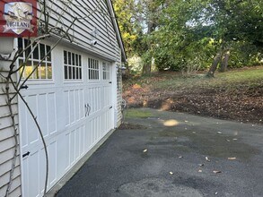 8601 SE Evergreen Hwy in Vancouver, WA - Building Photo - Building Photo