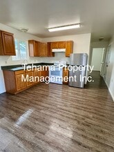 623 Santa Maria Ave in Gerber, CA - Building Photo - Building Photo