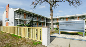 Delaware Plaza Apartments