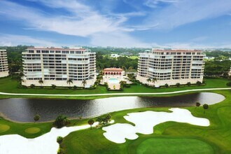 3040 Grand Bay Blvd in Longboat Key, FL - Building Photo - Building Photo