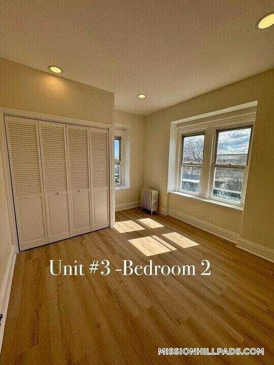 4 Montrose St