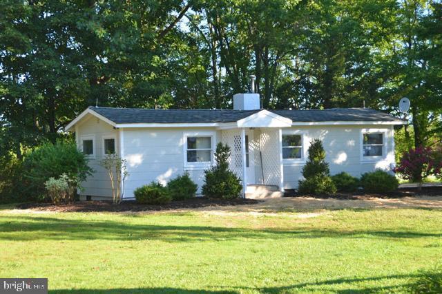 137 Wertsville Rd in Ringoes, NJ - Building Photo