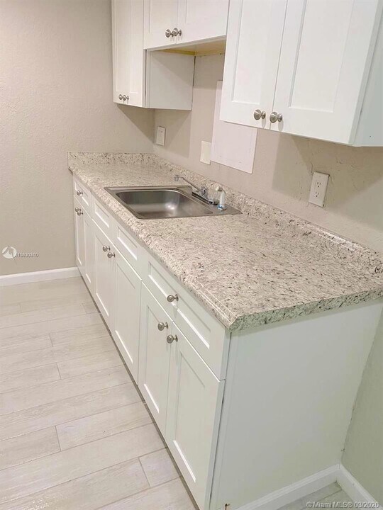 119 NW 1st Ave-Unit -2 in Delray Beach, FL - Building Photo