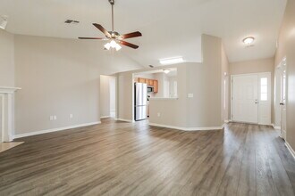 2081 Frogmore Dr in Middleburg, FL - Building Photo - Building Photo